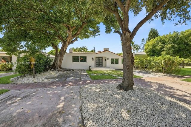 4 of 79 - 596 W 50th Street, Miami Beach, FL