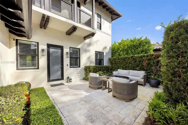 4 of 36 - 705 Madeira Avenue, Coral Gables, FL