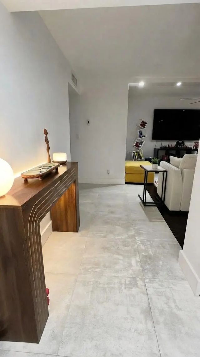 3 of 24 - 5900 Camino Del Sol #302, Boca Raton, FL