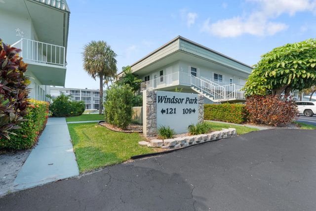 2 of 28 - 109 Wettaw Lane #101, North Palm Beach, FL