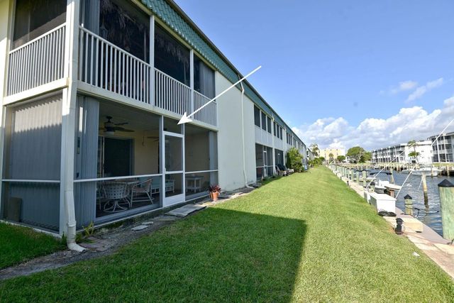 3 of 28 - 109 Wettaw Lane #101, North Palm Beach, FL