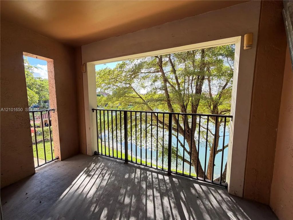 2021 Renaissance Boulevard #304, Miramar