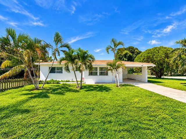 2 of 15 - 304 Sw 6th Avenue, Boynton Beach, FL
