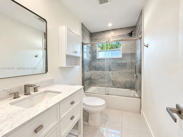 5 of 15 - 304 Sw 6th Avenue, Boynton Beach, FL