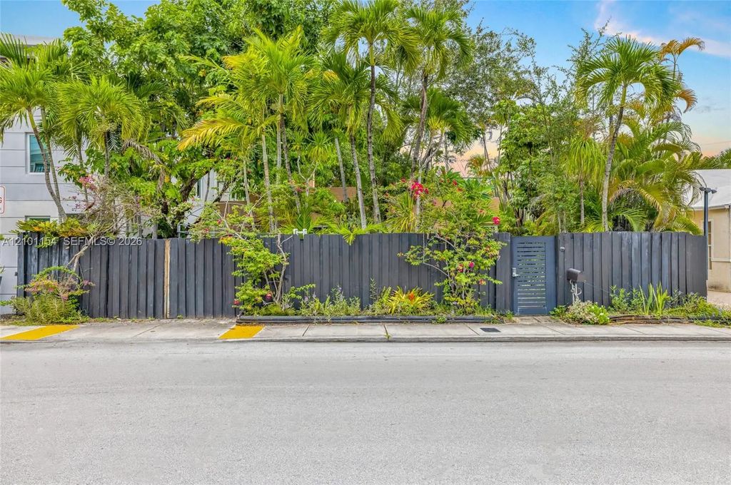 917 Se 2nd Court, Fort Lauderdale