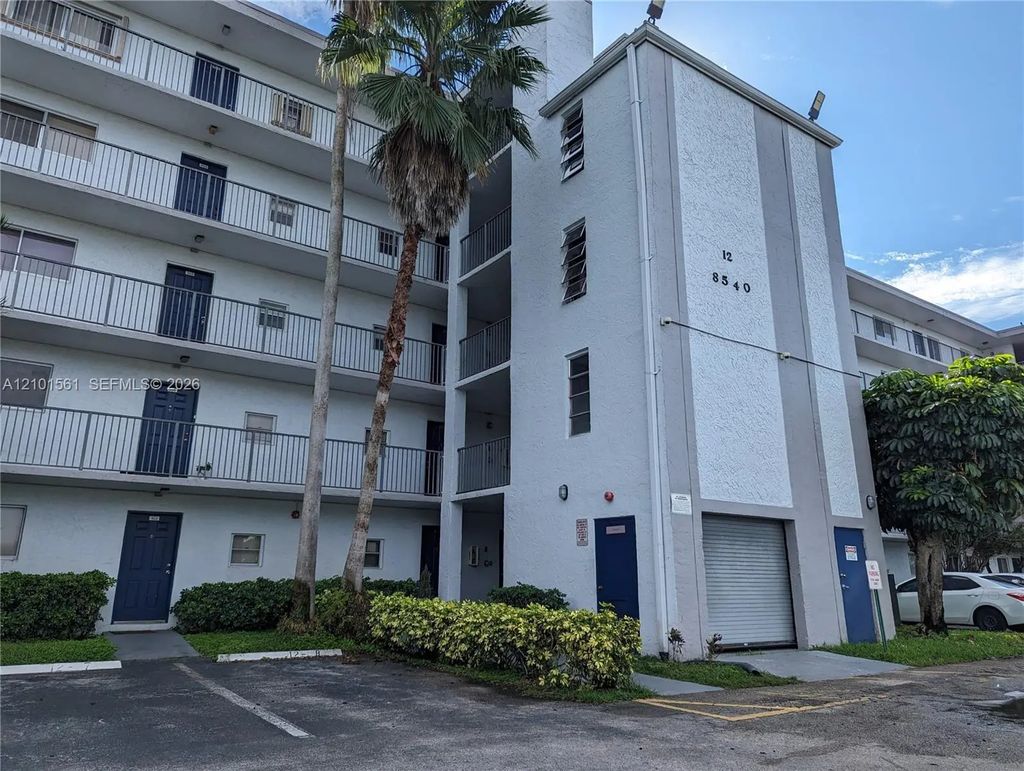 8540 N Sherman Circle #308, Miramar