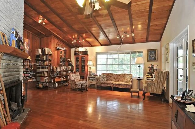 4 of 17 - 6851 Sunset Drive, South Miami, FL