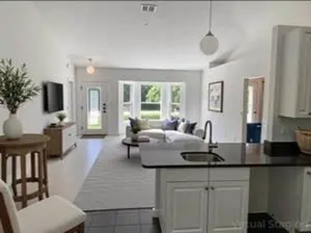 5570 Nw Cruzan Avenue, Port St. Lucie