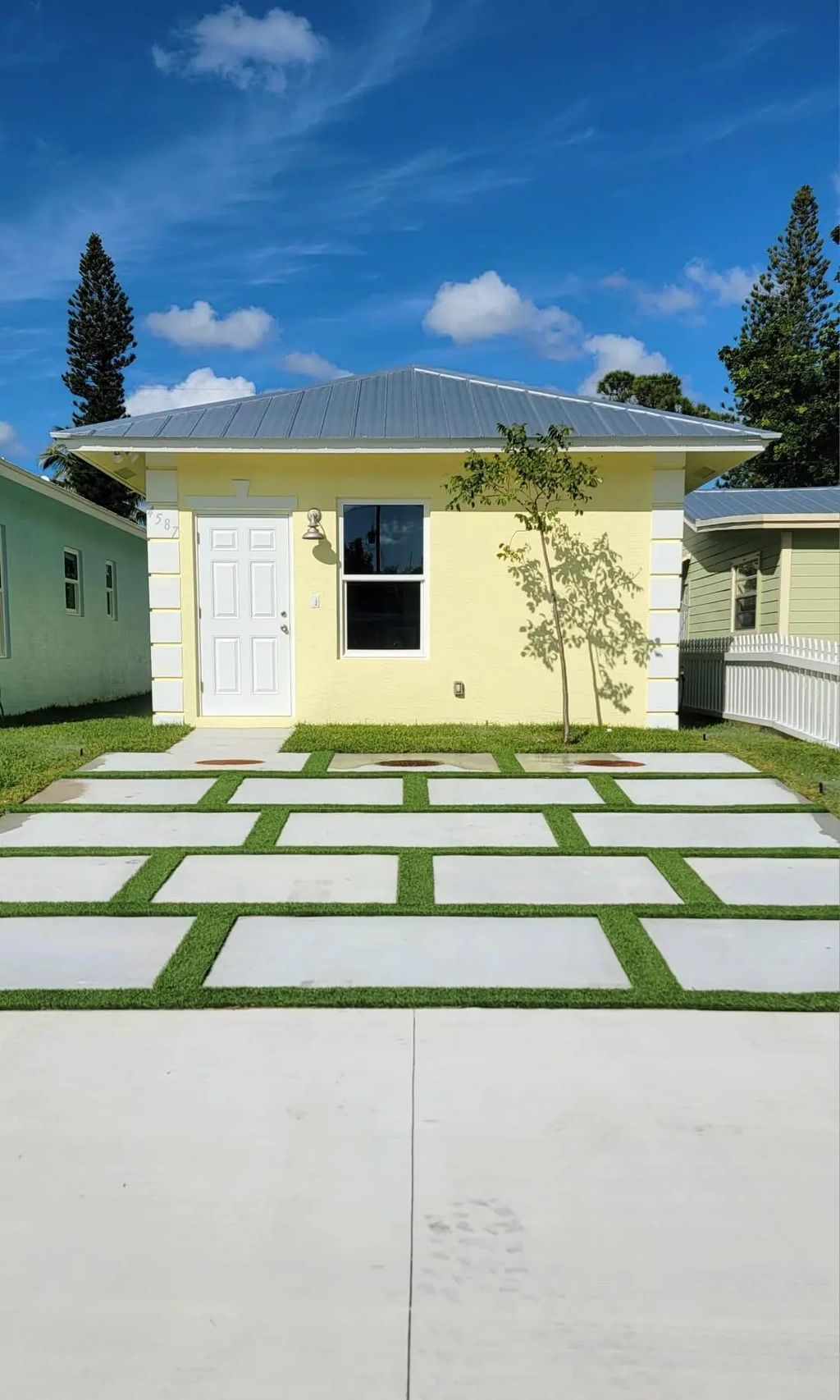 4587 Cambridge Street, Lake Worth Beach