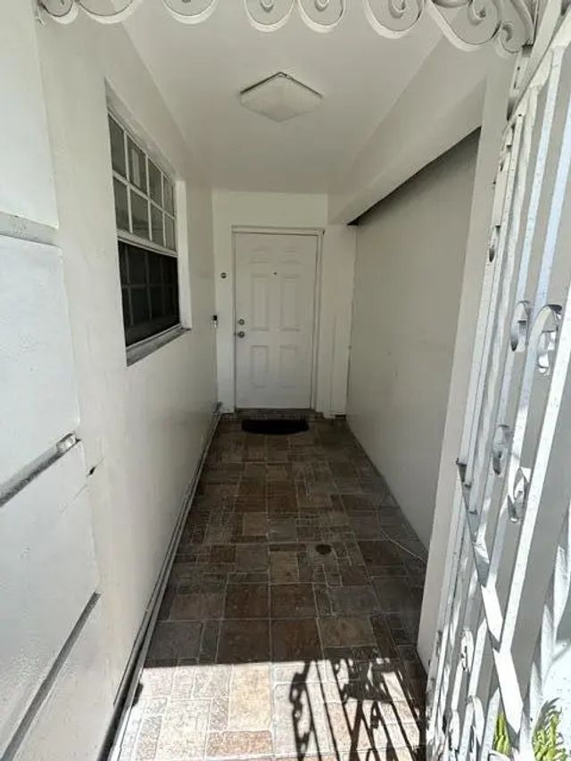 4 of 31 - 1755 Ne 142nd Street, North Miami, FL