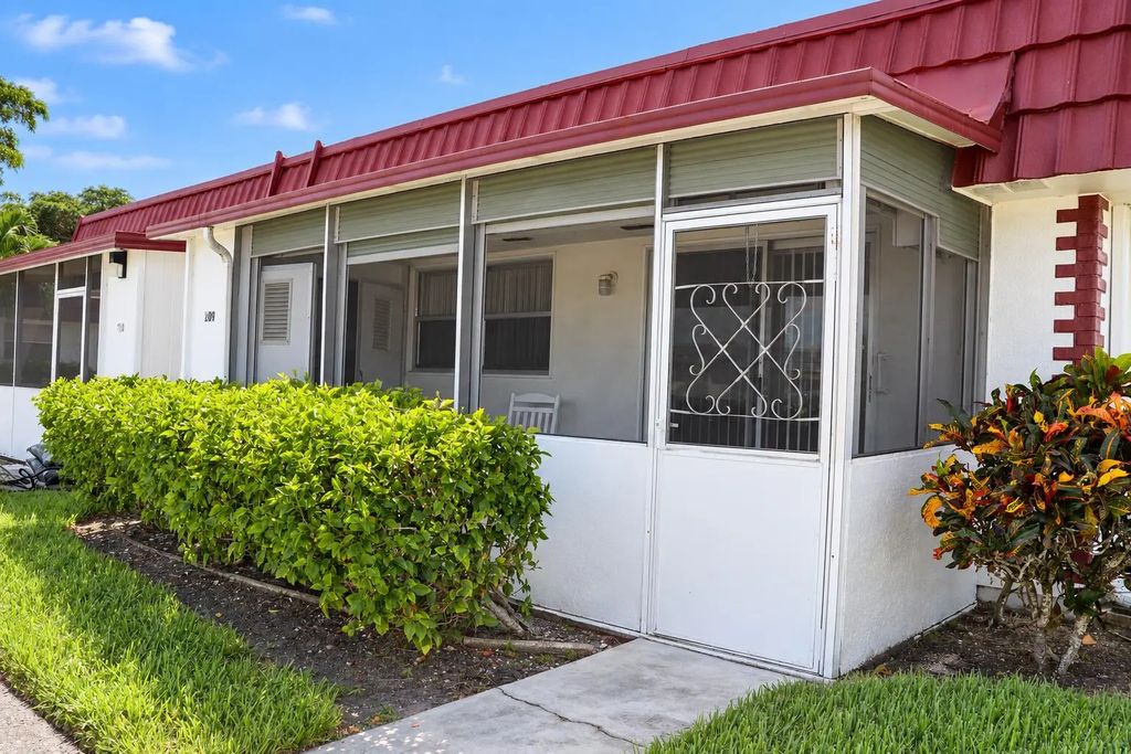 209 Waterford  #i, Delray Beach
