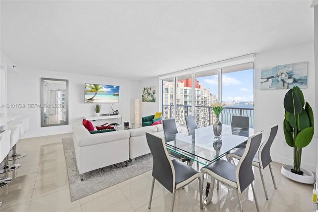 5 of 25 - 1200 Brickell Bay Drive #3701, Miami, FL