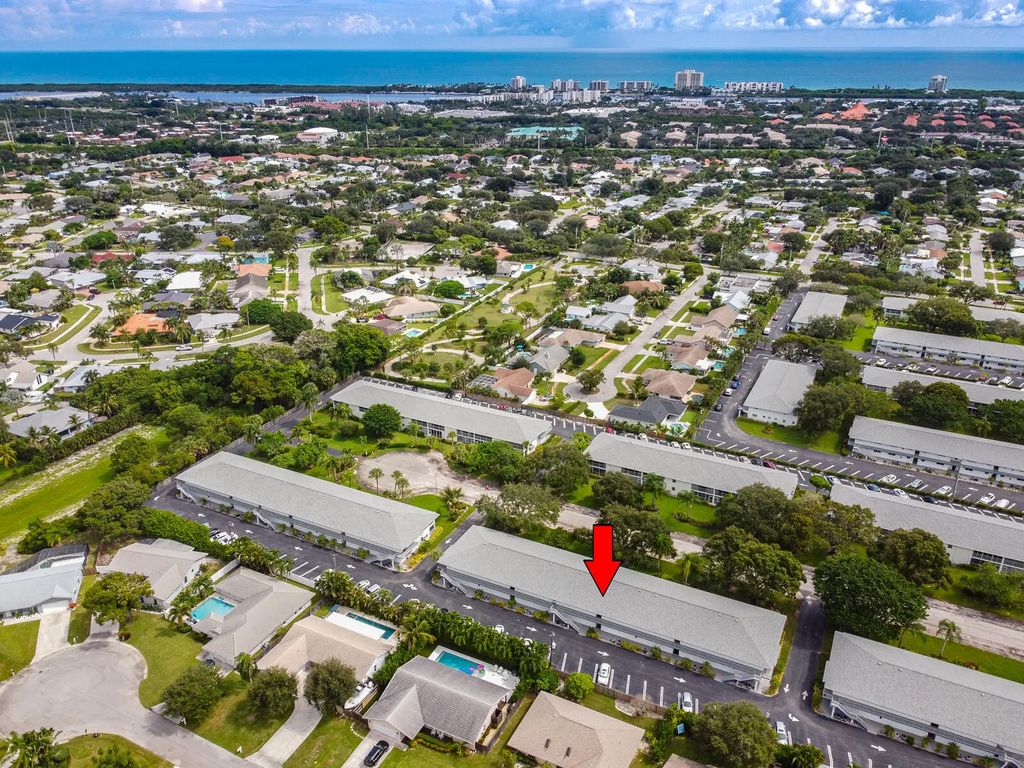 8 Garden Street #205r, Tequesta
