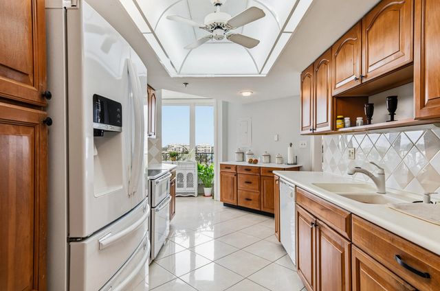 4 of 26 - 2400 S Ocean Drive #8102, Fort Pierce, FL