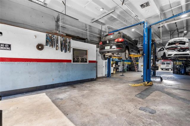 3 of 13 - 12513 Sw 130th Street #14, Miami, FL