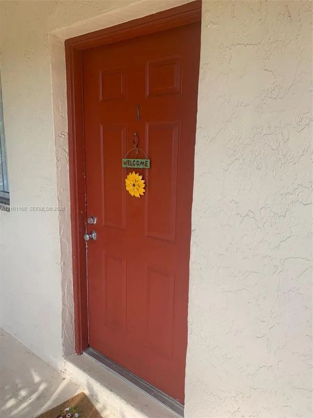4 of 20 - 300 Nottingham Circle #j, Greenacres, FL
