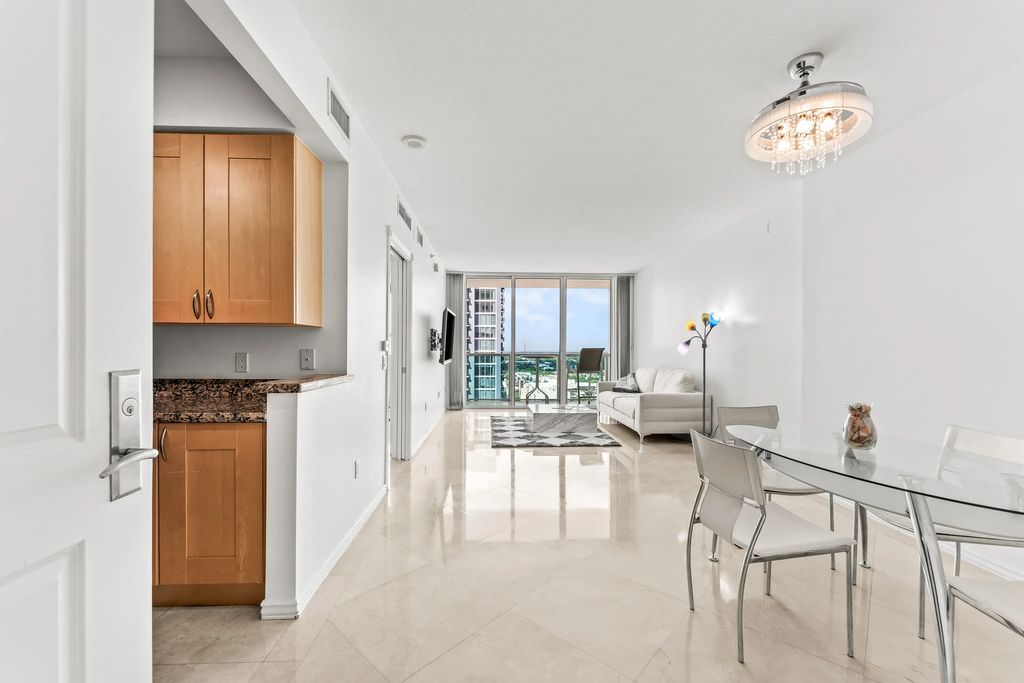 350 Se 2nd Street #2480, Fort Lauderdale