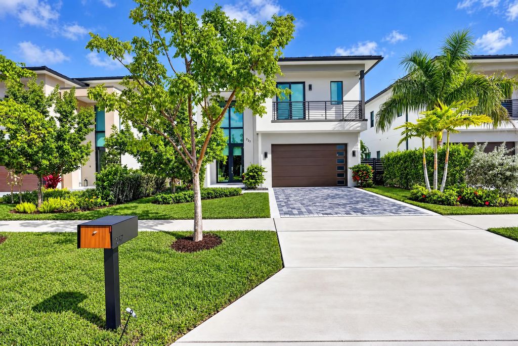 237 Ne 11th Street, Delray Beach