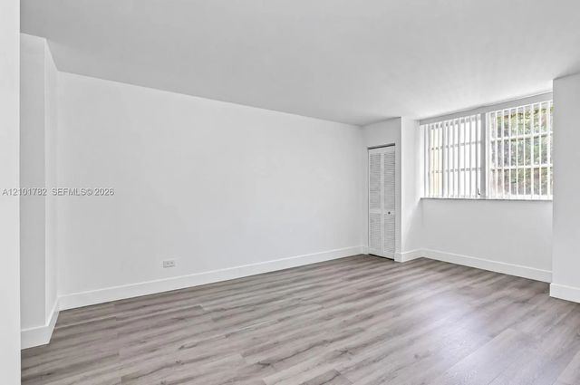 5 of 15 - 445 Ne 195th Street #125, Miami, FL