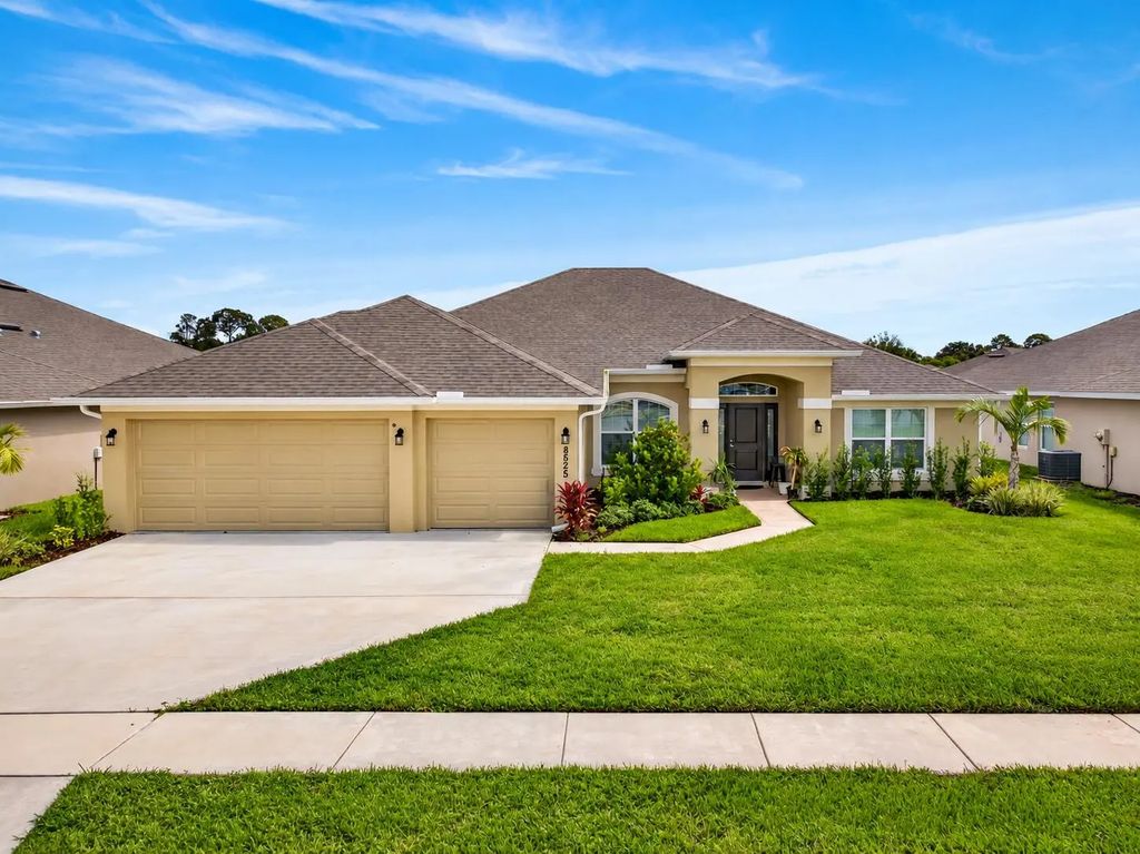 8525 Waterstone Boulevard, Fort Pierce