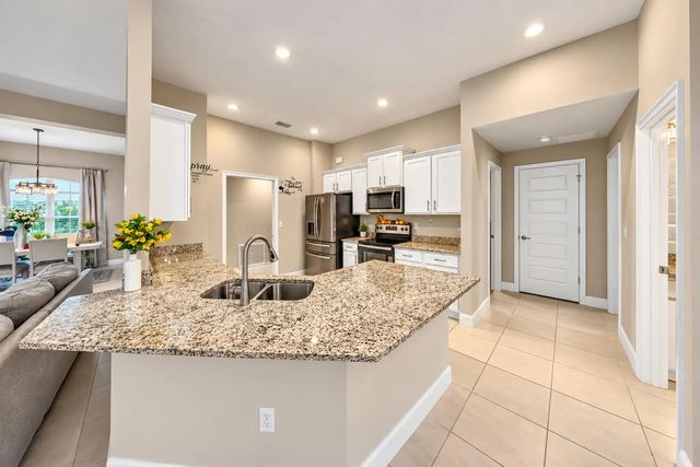 5 of 46 - 8525 Waterstone Boulevard, Fort Pierce, FL