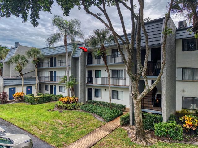 2 of 58 - 4833 Esedra Court #305, Lake Worth, FL