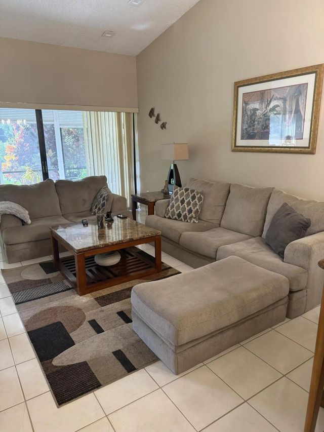 4 of 19 - 3923 Silver Maple Drive #a, Lake Worth, FL