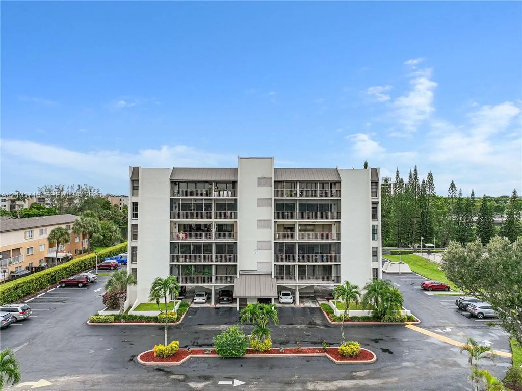 14203 Sw 66th Street #204, Miami