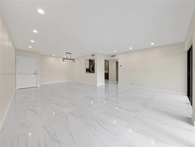 2 of 35 - 14203 Sw 66th Street #204, Miami, FL