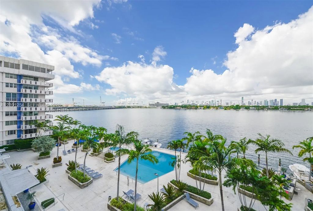 800 West Avenue #629, Miami Beach