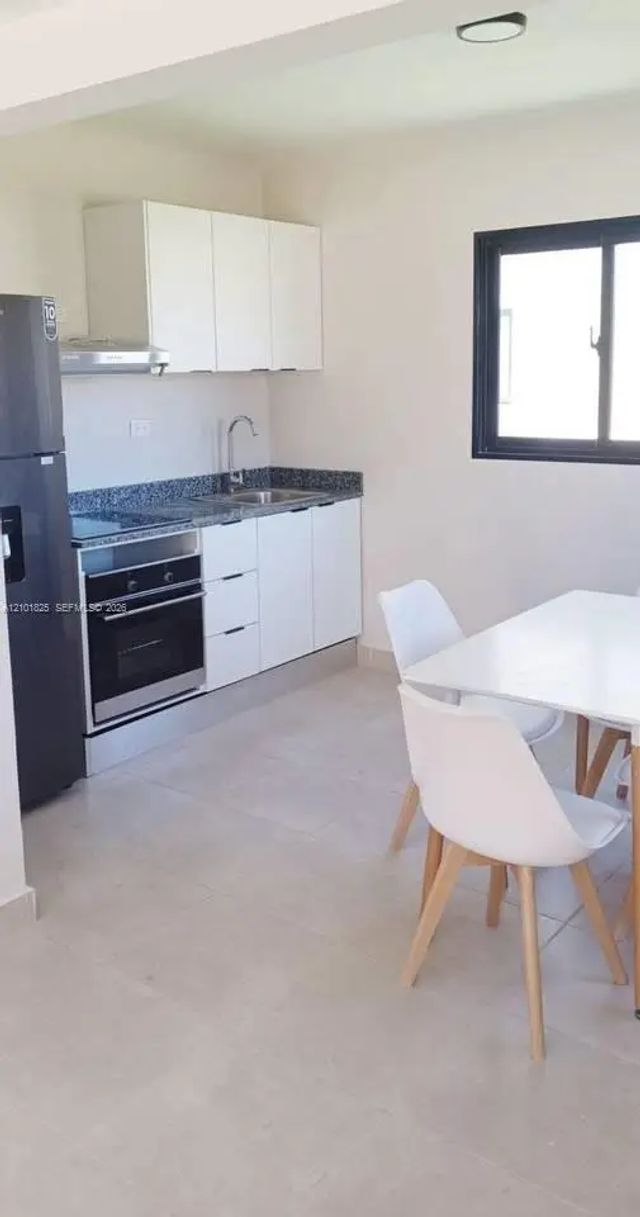 5 of 9 - 1 Townhouses Macao, , 