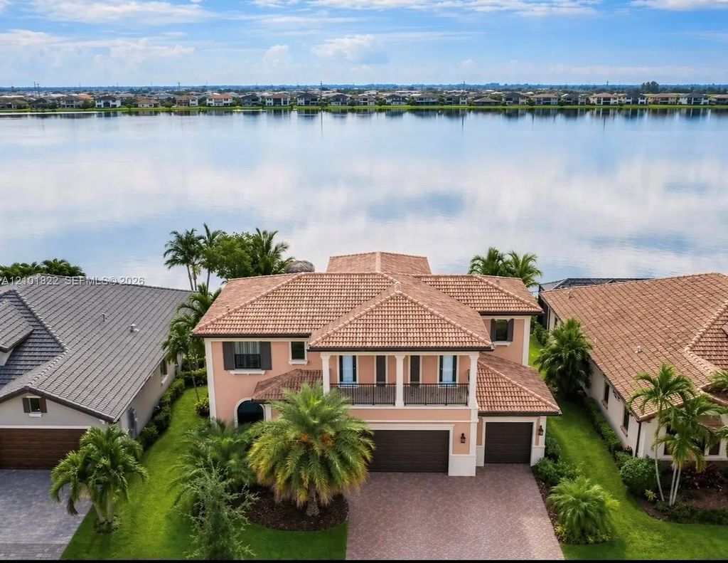 8680 Watercrest Circle W, Parkland