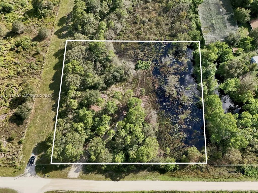 240 Tampa Avenue, Clewiston