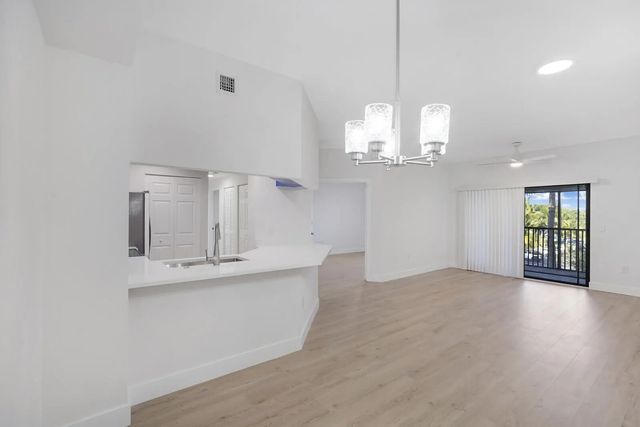2 of 14 - 2724 Anzio Court #305, Palm Beach Gardens, FL