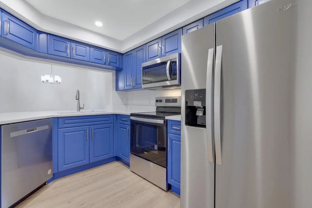 5 of 14 - 2724 Anzio Court #305, Palm Beach Gardens, FL
