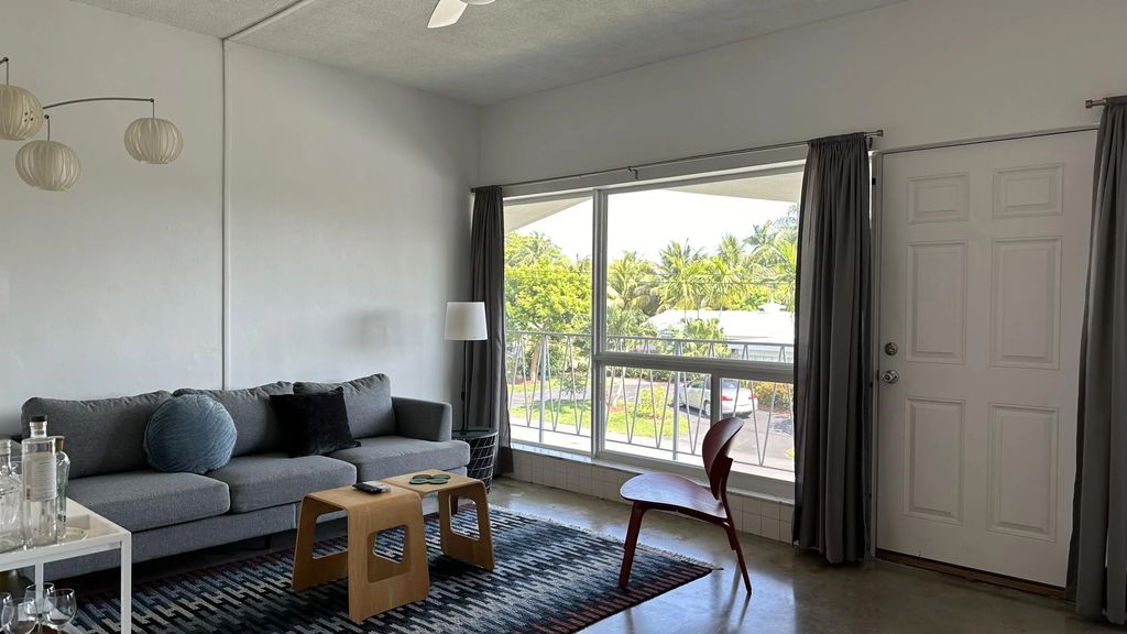 715 Nw 30th Court #8, Wilton Manors