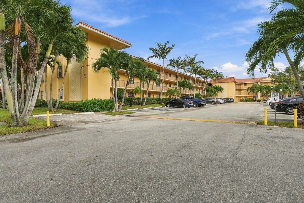 11477 Nw 39th Court #201-1, Coral Springs