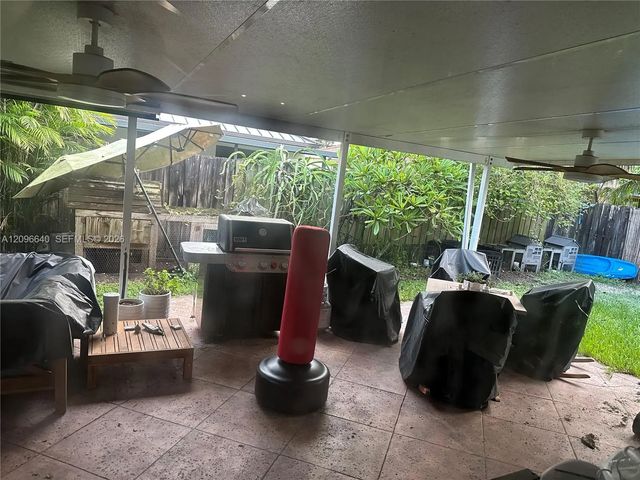 2 of 4 - 12512 Sw 223rd Street, Miami, FL