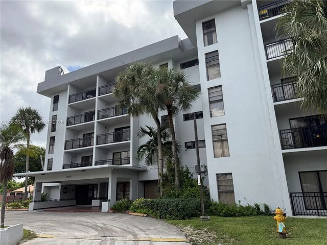 2 of 12 - 650 Ne 149th Street #406a, Miami, FL