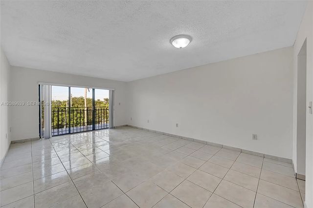4 of 12 - 650 Ne 149th Street #406a, Miami, FL