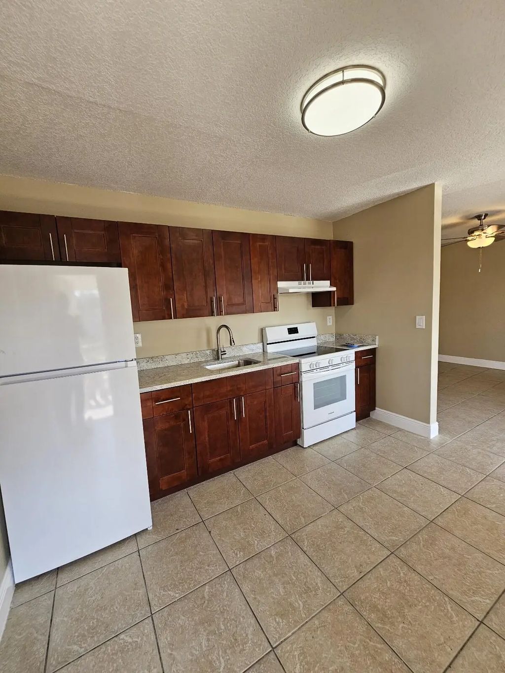 1200 W Blue Heron Boulevard #8, Riviera Beach