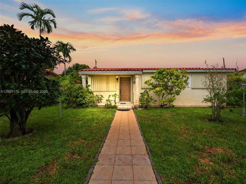 1075 W 32nd Street, Hialeah
