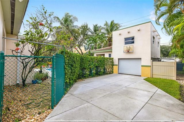 5 of 52 - 564 Palmetto Drive, Miami Springs, FL