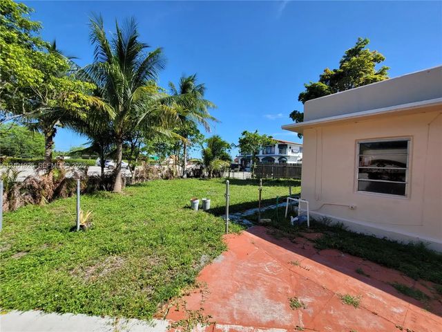 5 of 45 - 1120 E Le Jeune Road, Hialeah, FL