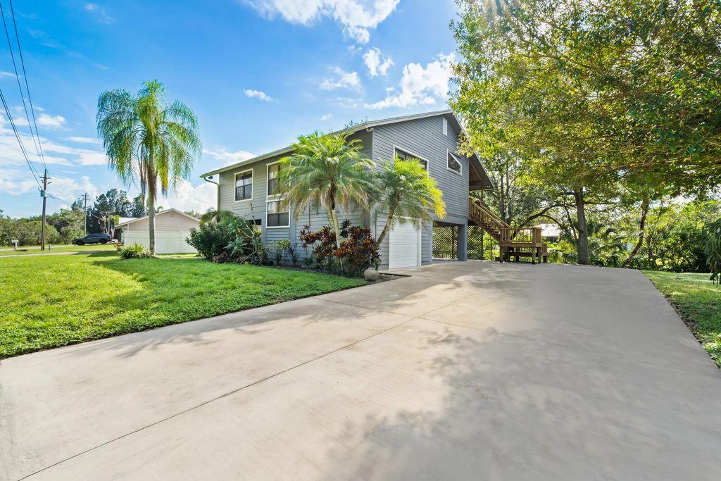 8070 Se River Lane, Stuart