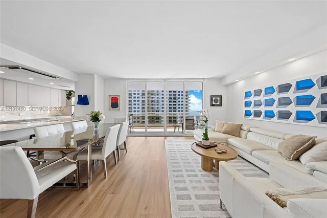 4 of 27 - 901 Brickell Key Boulevard #2403, Miami, FL