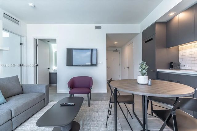 3 of 26 - 227 Ne 2nd Street #2906, Miami, FL