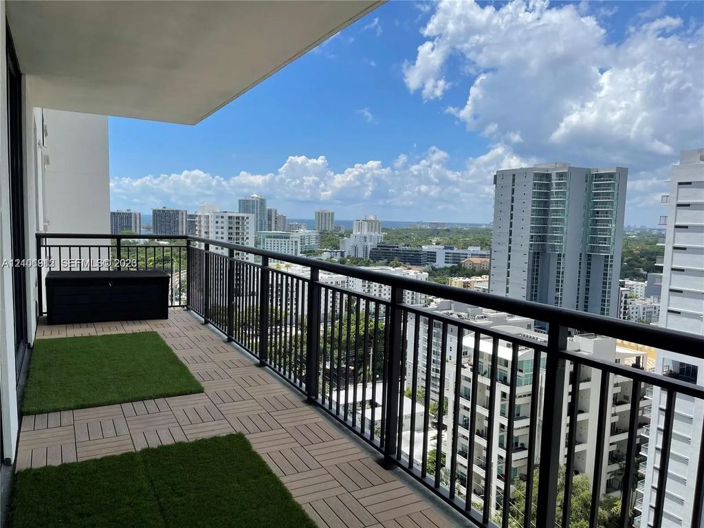 999 Sw 1st Avenue #2109, Miami