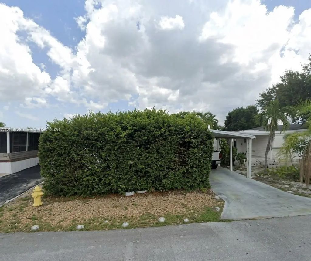 5550 Sw 32nd Terrace, Dania Beach
