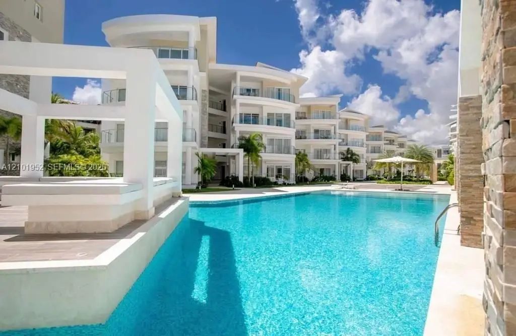 1 Beach Front Condo In Punta Cana #playa Coral, 